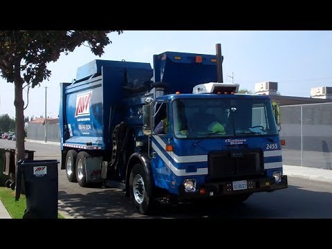 AW Allied Waste Services (Consolidated Disposal) - Autocar Xpeditor McNeilus Autoreach