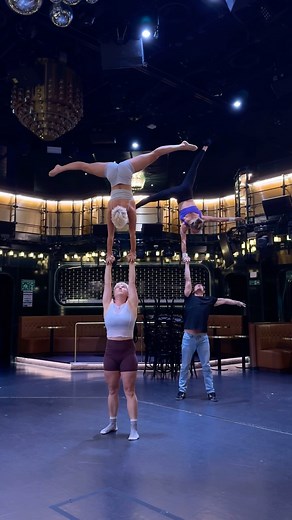 Marion | I think we’re cute 👉👈 . . . . . . . . . #handtohand #circus #cruiseshiplife #synchro #h2h #circusaroundtheworld #handstand #onearmhandstand... | Instagram