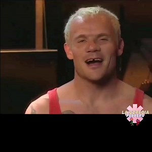 937K views · 55K reactions | La historia cuenta que Flea fue el actor...