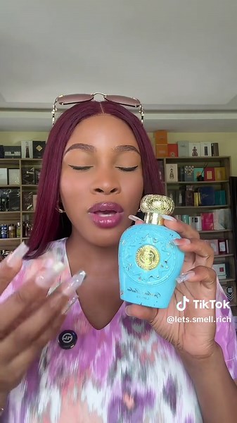 Opulent Dubai Lattafa: Affordable Luxury Perfume Review