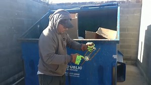 13K views · 226 reactions | I Pick Through Dumpsters, Amoung Other Things, And Score Plenty Of Top Dollar Recycling Material For Cash! Where I Get My Music: https://share.epidemicsound.com/2lkjbz | Roe Mantic Metals Recovery | Facebook