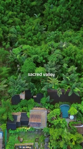 Looking for a staycation in a hidden gem area of Sebatu, Tegalalang – Bali? @Sacred valley ubud Our property offers complete facilities: • Spa • Restaurant • Gym • Angel Spring During your stay, we also provide various exclusive activities specially curated for our in-house guests. 🎉 Special March offers are now available! 📍 Simply tap our location and book your stay with us. #fyp #viral #promo #bali #staycation