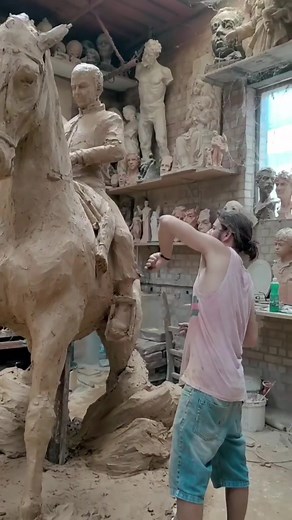 Mastering Clay Sculpture with Martin Lagares