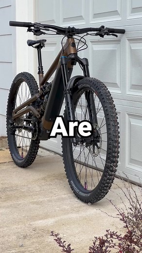 Polygon Colossus N8E: Speed, Style, Adventure!