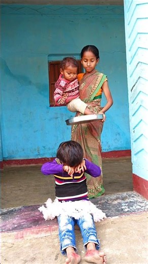 अपने ही मां ने खाना छीन कर ले गया 😭🙏#viralvideo #youtubeshorts #ytviral