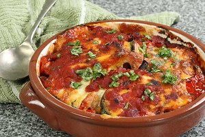 Recipe: Try this Aubergine Bake for an easy week day dinner - EVOKE