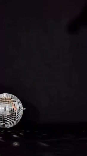 SOLARA on Instagram: "🔥❤️HOT DAYS SOLARA❤️🔥 www.solara-shoes.com Cualquier consulta te asesoramos por privado MD o WhatsApp 1560116098 #zapatos #zapatosrojos #zapatomujer #zapatonegro #zapatocontaco #botas #botasfemeninas #botasrojas #modamujer #zapatoargentina #shoes #cuero #zapatocuero #zapatodecuero #calzadofemenino #calzadobuenosaires #tendencia #tendencia2026 #boots #calzadomujer #calzadoelegante #calzadodecuero"