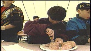 Remember SPAMARAMA? It started in 1978 and the last time it was held was 2007. Events included a Spam carving contest and the SPAMALYMPICS. Here's a look from the 1995 event. #FOXFlashbackFriday | FOX 7 Austin