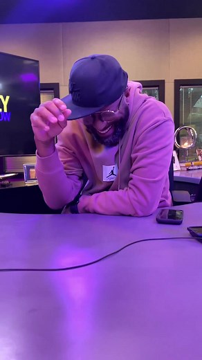 Hilarious Moment with Mike Epps! Must Watch Comedy Throwback