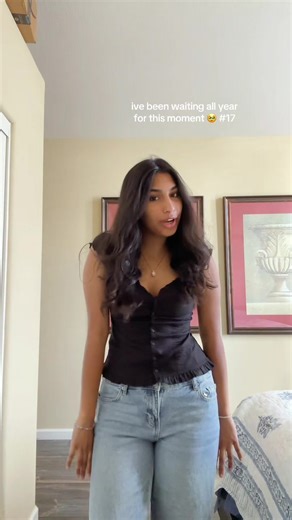 Celebrating a Cinderella-themed 17th Birthday