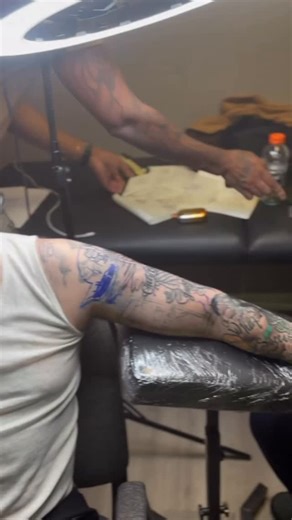 ATOWN on Instagram: "I give @bandittherapper a tattoo 💪💪💪💪🏆🏆 lit and popping"