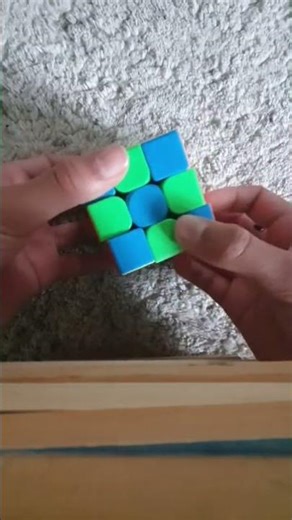 How to do the checkerboard pattern on a 3×3 rubiks cube