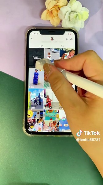 🔥 LA TENDENCIA DAI DAI DE SHAKIRA QUE ESTÁ ARRASANDO EN TODO EL FYP LATINO! ¡Crea tu propio video bailando el icónico baile Dai Dai del Mundial junto a Shakira con solamente una foto tuya, sin ediciones complicadas! El procedimiento es súper sencillo y rápido: Toca la flecha en la esquina inferior derecha para copiar el enlace de este video Entra a mi perfil, busca este reel y ábrelo Pulsa el enlace de la plantilla que aparece abajo a la izquierda Oprime el botón rojo «usar plantilla», sube tu