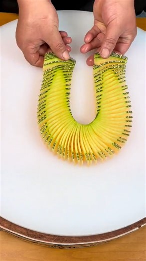 6.4K views · 33 reactions | Step Up Your Skills With This Master Level Cutting Tutorial — Perfect Precision Every Time  #masterclass #genius #geniuschallenge #fblifestylechallenge #Skills #skillsdevelopment | Cut Fruits & Vegetables | Facebook