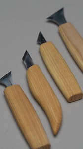 Beautiful yet practical, this BeaverCraft S05 Chip Carving Knives Set is truly designed with a purpose 💫 ⠀ Such a versatile toolset will effectively cope with any carving task that needs to be done: cutting, removing small chips, and carving various ornaments and geometric patterns on wood 😻 ⠀ Use this set of carving knives and create intricate patterns that strike with beauty and sophistication ✨ 🌿 Take a peek at it: https://bit.ly/3Sw0s8r | BeaverCraft