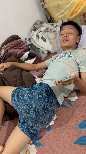 His soccer team is not winning this time 😣 | Gulu’s fan club