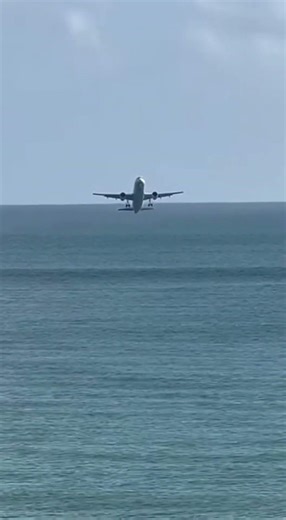 Passenger Plane Crashes Into Sea | Phone Footage From Shore