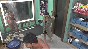 147K views · 2.1K reactions | Lidi brinca sobre carência e encena choro de tristeza por não receber massagem de Lucas  Lipe e Jake também participam do momento. Veja!  | A Fazenda - Canal Faan | Facebook