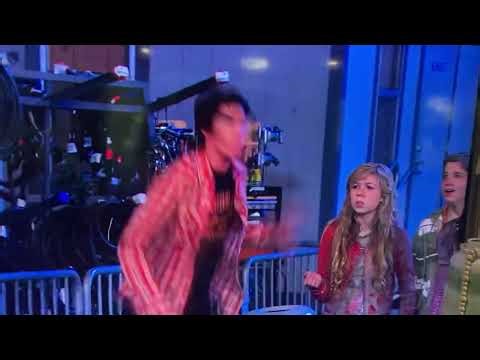 iCarly Mrs Benson rip the guards hair off and Carly, Sam Freddie and Spencer run inside that door