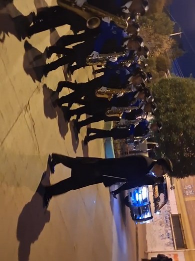 AVV 💙❤️🤍 MARCHA : MASTER OF PUPPETS #bandasbolivia🇧🇴 #alipiovalenciavega #recuerdos #bandasestudiantilesbolivia #2025