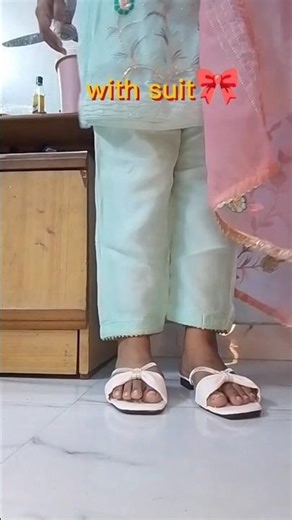 This white casual sandal goes with both outfits👡#review#productreview#flat#sandals #comfysandals