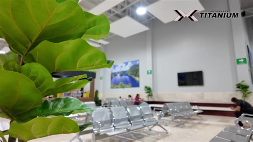 Autobuses Titanium 🚍 Una empresa orgullosamente Chiapaneca Viaja a Puebla y Conoce su Nueva Terminal, disfruta tu viaje desde la espera. Siempre en busca de la excelencia su compromiso es con la comodidad de sus usuarios manteniendo el equilibrio perfecto entre Lujo, Confort y Precio. Viaja seguro en @AutobusesTitanium www.autobusestitanium.com | TV Azteca Oaxaca