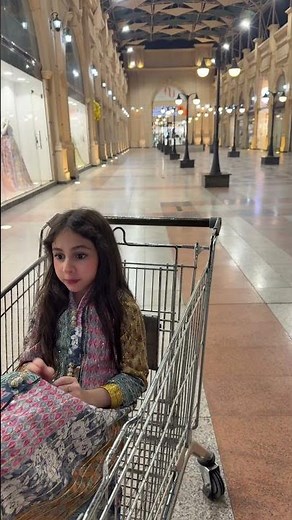 My situation with food during Ramadan 😅 #Sima_Azzou #Just_a_Second