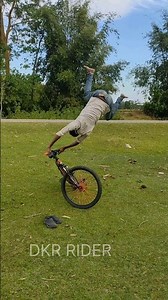 front flip 🙃😱 in cycle #stunt #ytshorts #youtube #frontflip
