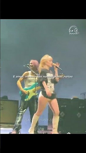 🎵 Still Into You🎙️ @paramore A música Still into You, da banda Paramore, é um dos maiores sucesso!!