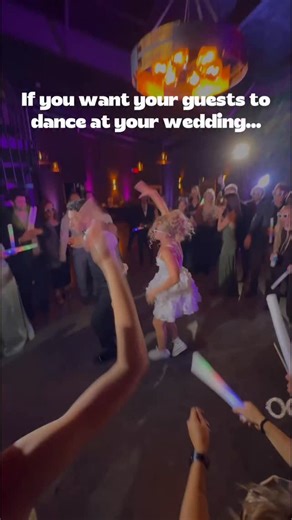 Tiffany pellack on Instagram: "[GIFT CODE: IEIABI] 1. KEEP IT DARK. Lower the lights and avoid kicking off group dancing before sunset — it’s simply awkward to try and twerk in daylight. For summer weddings, you may need to start the whole event later so the dance portion happens after dark. Always double-check the sunset time. 2. ���BRING OUT THE FUN PROPS. Sunglasses, glow sticks, foam fingers, confetti poppers, conga lines, classic group dances... yes, they’re a little cheesy - but they serio