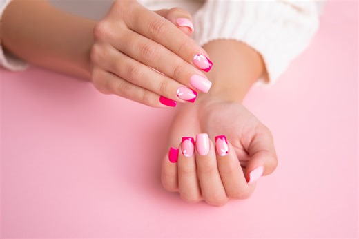 10 Pink Nail Designs That Are Easy to DIY