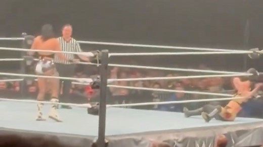 Shayna Baszler Asks Rhea Ripley To Give Her A Stinkface During WWE Live Event (Video)