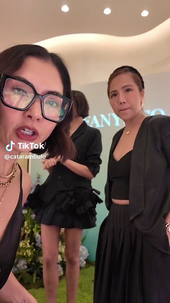 BTS Hilarious Moment with Open Zipper at Tiffany & Co.