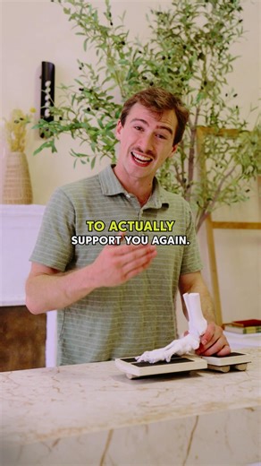 9 out of 10 of users got back on their feet pain-free within two weeks of using the AxisBoard. “I have been suffering with plantar fasciitis for the past several months. I have acquired so many tools to help with my recovery. This balance board is helping me make my feet and ankles stronger. I can feel it helping my issues already, and it's only been a few weeks! Sidekick makes great recovery tools - and this one is a great addition!” - Erin Y. ✅ Effective treatment for plantar fasciitis, chroni