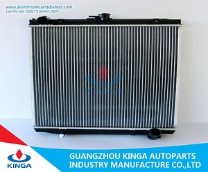 [Hot Item] Car Radiator for Landcruiser OEM No.: 16400-17400