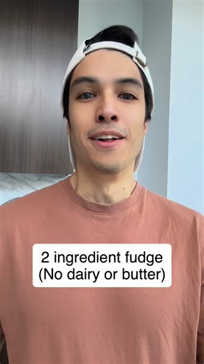 This is the easiest fudge that skips the dairy and needs just 2 ingredients. I find that using coconut condensed milk replicates traditional condense milk. It’s so rich and creamy! If you want the recipe, just say “recipe” and I’ll DM you the link right this second or click the link in my profile OR save the post below https://thebigmansworld.com/2-ingredient-fudge/ Follow @thebigmansworld for more easy, healthy recipes | The Big Man's World