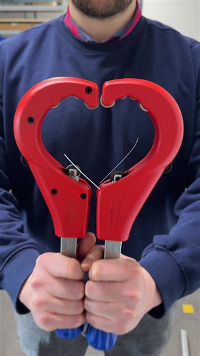 Celebrate Valentine’s Day with KNIPEX TubiX XL