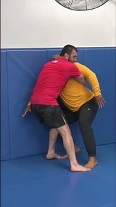 Master the Grapple: Quick Guide to Leg Hooks & Head Position! #shorts