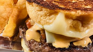 Bun-believable! Vote now for the state's ultimate beef burger contest