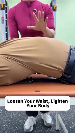 Most people think belly fat comes from overeating — but it’s actually due to a blocked energy switch around your waist! This Waist Corset Unlocking Technique releases that tension, improves circulation, and flattens your belly naturally — no diet or hard workouts needed. Lie down for 5–10 minutes daily, relax your lower back, and let your body reset. Comment “Back” if you want to know which one I use! #bellyfatburn #detox #naturalhealing #dailypractice #vitalglowdaily | Vital Glow Daily
