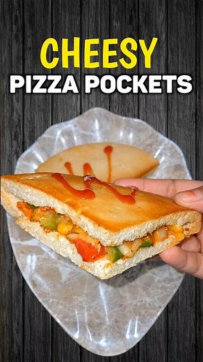 Crispy Cheesy Pizza Pockets Recipe | Easy Pizza Pocket in Air Fryer & Oven | 5 Min Snack