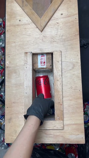 挑战全球压罐吉尼斯 #cancrushin #HolidaysOnShorts #drink”#ASMR#CansTV#云解压#解压#缓解压力#声音疗愈#FallintoShorts