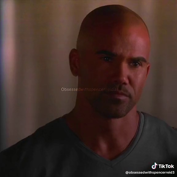 Heartfelt Scene Between Penelope Garcia and Derek Morgan