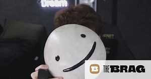 ‘Minecraft’ YouTube icon Dream finally reveals his face