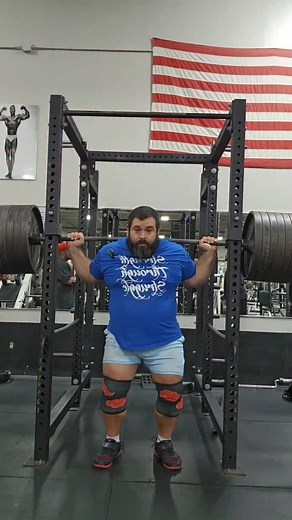1.3K views · 69 reactions | Beltless PR 585 lbs on squat during yesterday's live, doing deadlift and bench tomorrow Time to deload then final push before the @banesbarbellclub classic in January @strengththrustruggle #teamsts code chaos @chaoscoachingllc for coaching inquiries and in person training @classicbodyworksgym @tigerfitness code cktmexico @dadbod_supplyco code cktmexico10 | Brandon Price | Facebook