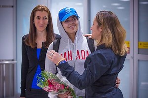 Runaway Saudi teen settles in Canada after whirlwind Bangkok drama led to her getting asylum | Coconuts