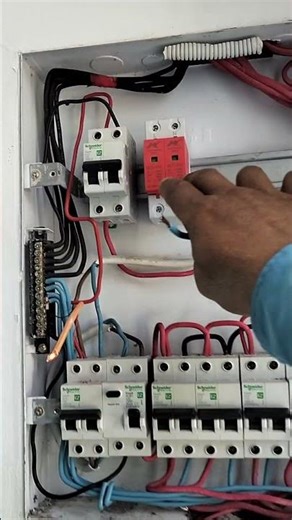 #Electricity #Energy #Physics #Science #Power #ElectricCurrent #Voltage #Circuits