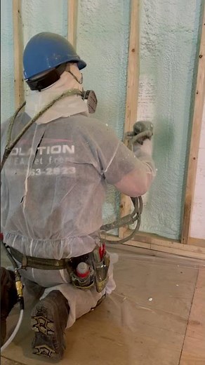 Comment isoler un mur avec le polyuréthane giclé.