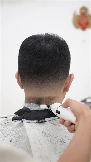 Rudi Antoko on Instagram: "Taper Fade Haircut Trimer: @jrl.ina Loc: @hairnerdsstudio Product: @hairnerdsprofessional #hair #haircut #hairstyle #barbershop #barber"