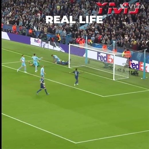VINI JR X MANCHESTER CITY 2022 | REAL LIFE X GAME